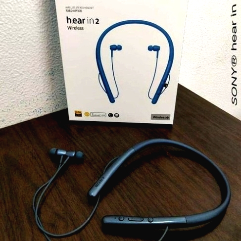 Tai nghe Bluetooth SONY H.EAR IN 2 ( WI – H700 ) có khe cắm thẻ nhớ, Tai nghe thể thao HOT